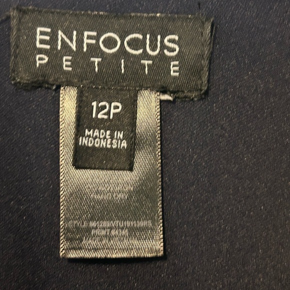 Size 12P. Brand Enfocus Petite. Navy Blue/Pink/Gold Floral. Peplum Style. New! - Picture 3 of 8